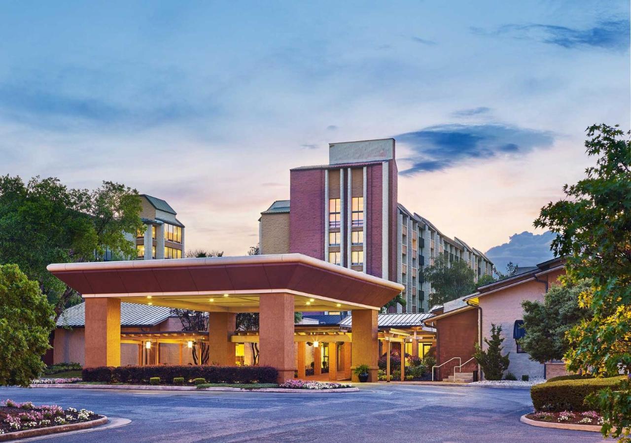 Blue Ridge Hotel & Conference Center Roanoke Exterior photo